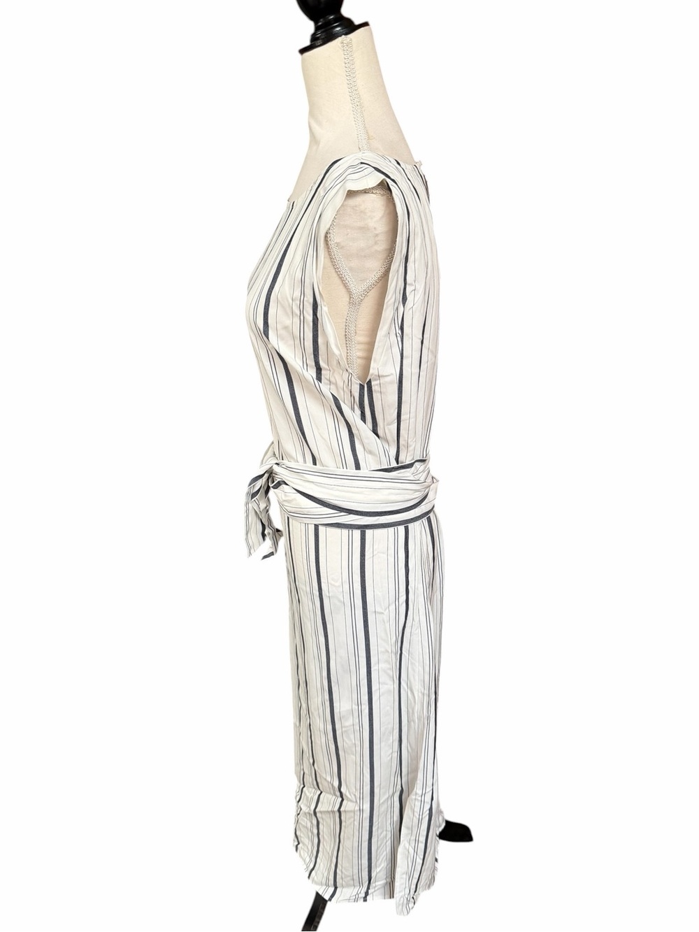 Cupcakes and Cashmere Ivory Stripe Tie Waist Midi Dress NWT M - Picture 8 of 16